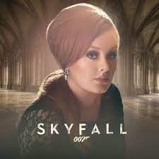 Adele “Skyfall ” … l’altro modo di ascoltare un brano!